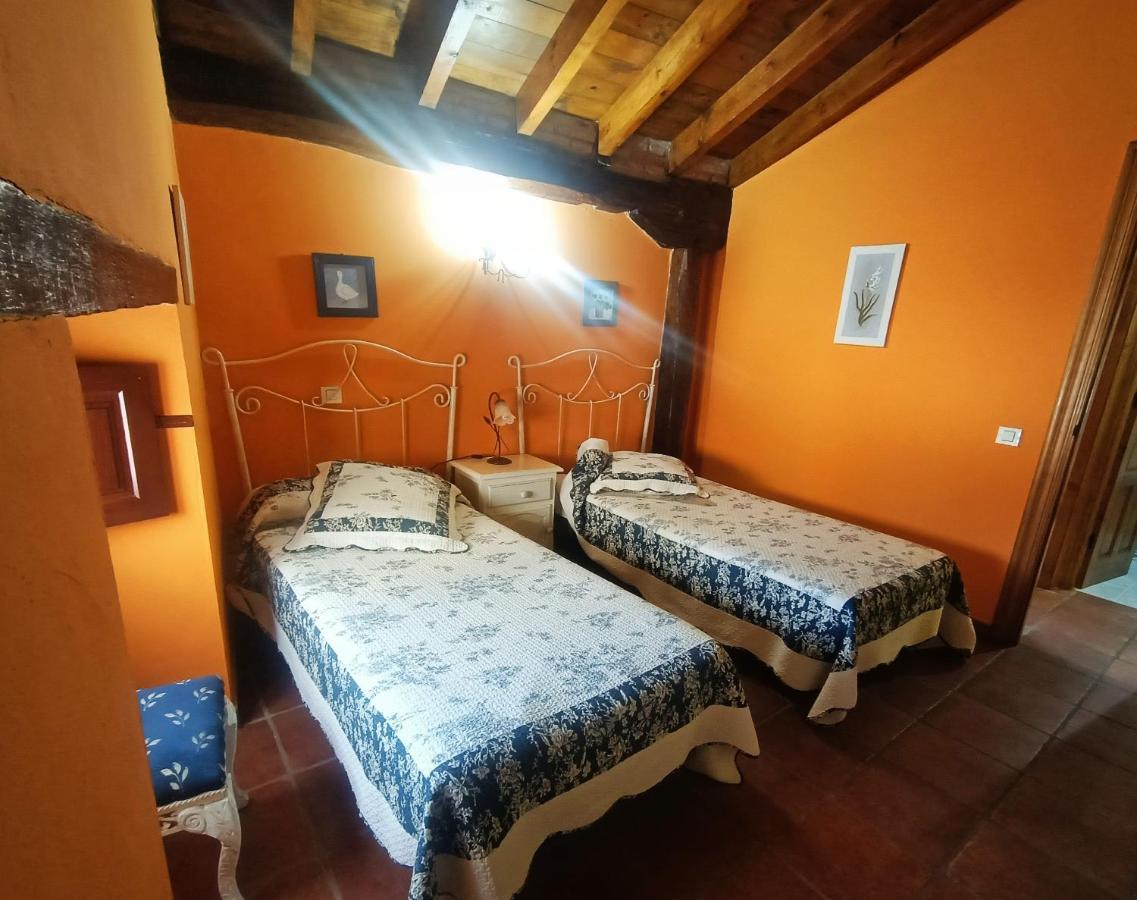 Apartamentos La Buganvilla Novales Exterior photo
